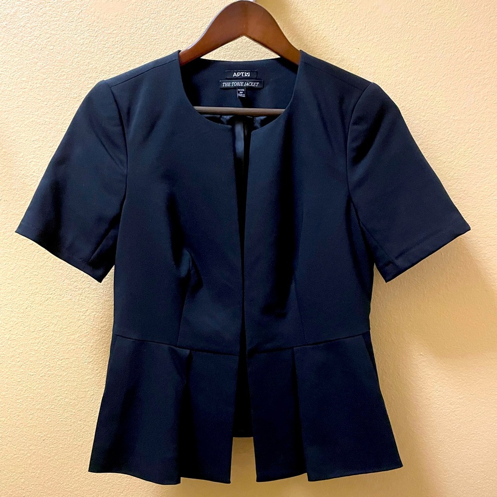 Black fitted blazer